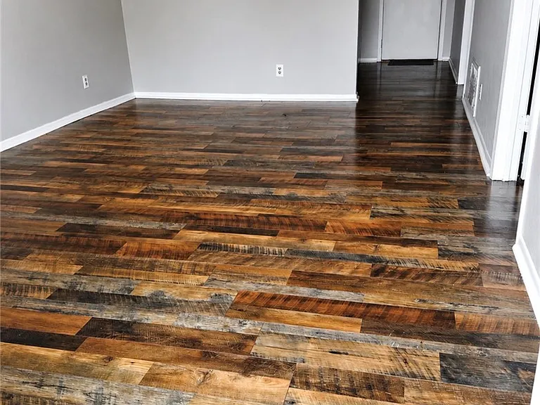 732 W Alice Ave #D — Photo 2