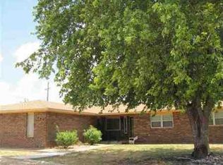 1409 Lexington Rd, Clovis, NM 88101