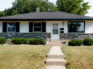 1922 W Mangold Ave, Milwaukee, WI 53221