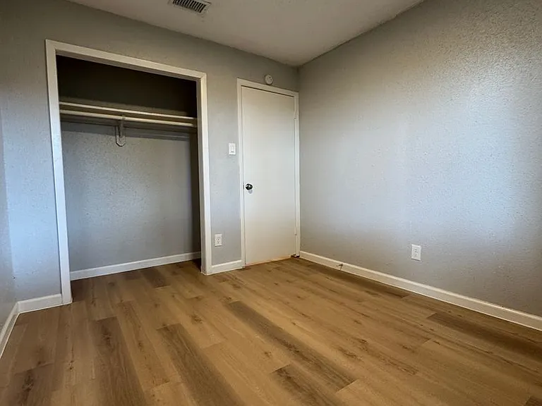 11217 Pender Ln — Photo 28