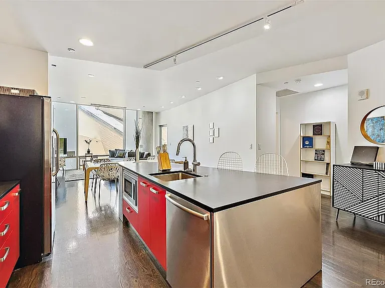 1200 Acoma St #303 — Photo 10