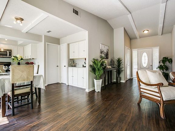 4th image of 3320 Rollingridge Cir