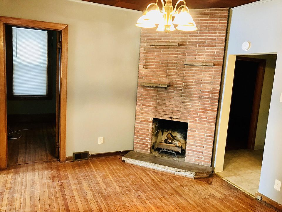 1st image of 620 Auburn Ave #1