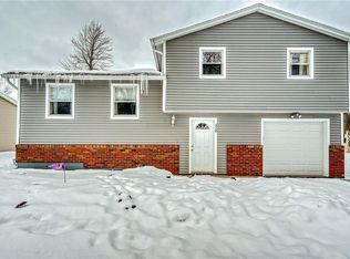 320 Cross Gates Rd, Rochester, NY 14606
