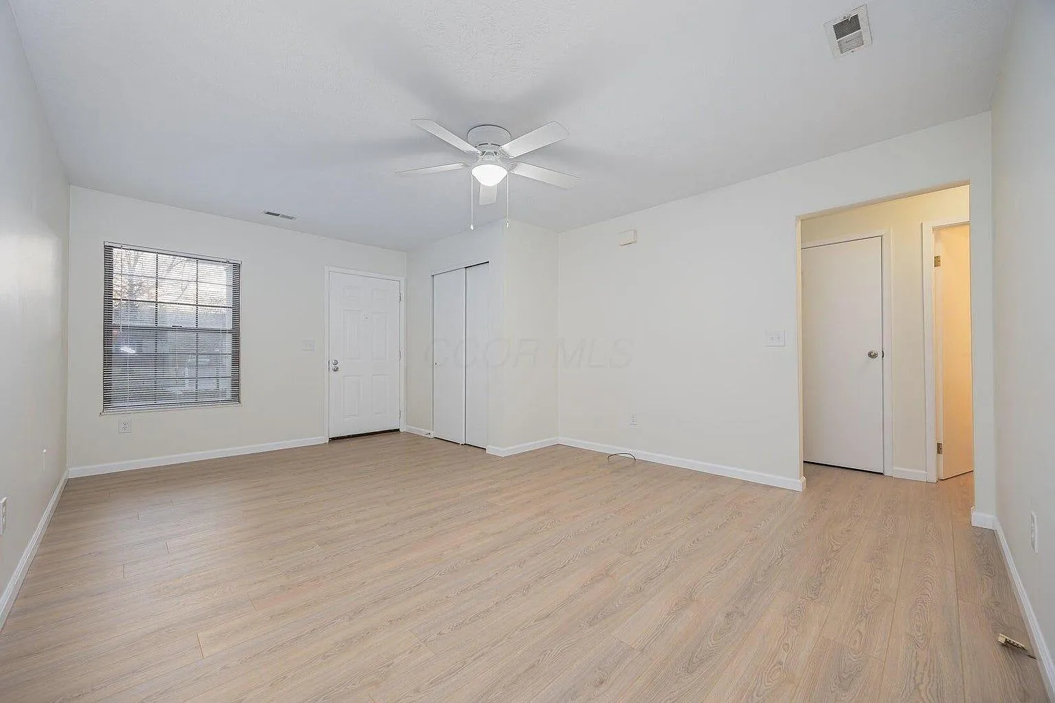 2 bed, 1000 sqft, $1,650 — Photo 1