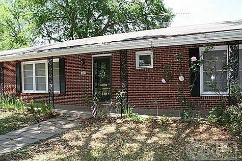 3rd image of 1011 E Hopkins St