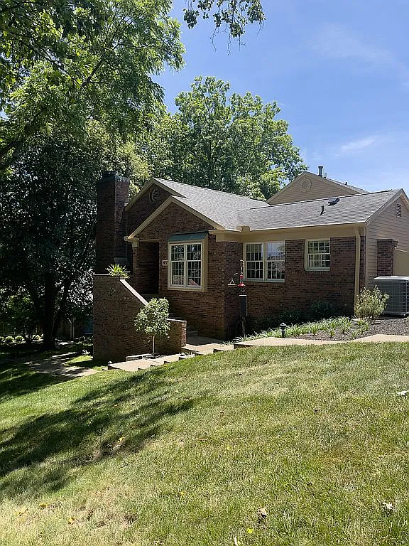 2633 E Windermere Woods Dr photo 1