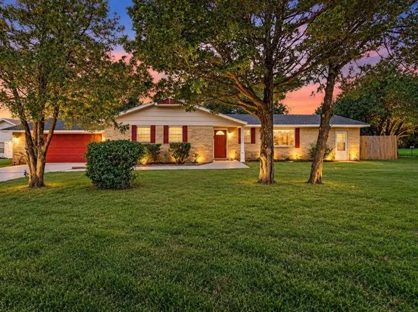 1223 E Vilas Ave, Guthrie, OK 73044