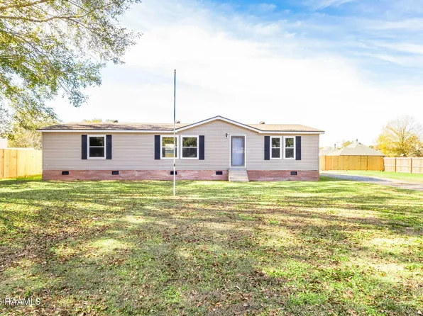 624 Chemin Metairie Rd, Youngsville, LA 70592
