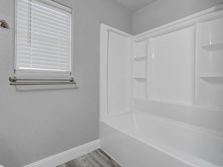 6469 Abbey Door Ct — Photo 22