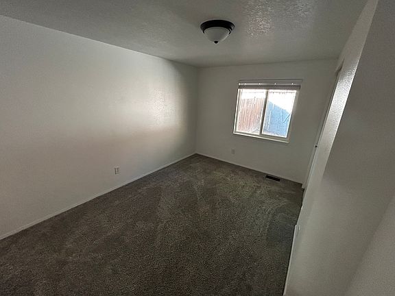 5th image of 4613 S Creekview Cir #4613