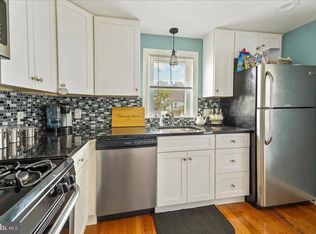 18 Neeld Ln, Aston, PA 19014