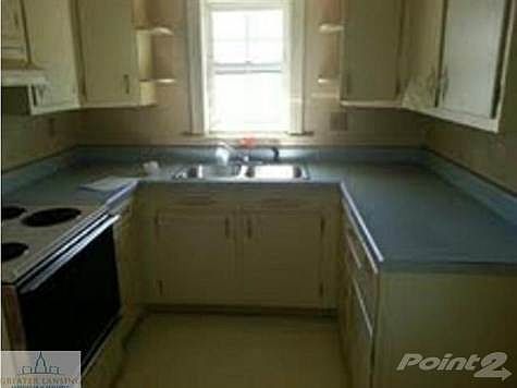 2nd image of 2324 Teel Ave