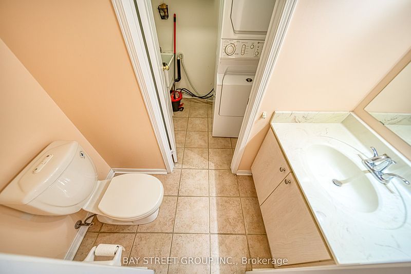 Markham Townhouse for rent - 4 Bedrooms — photo 14