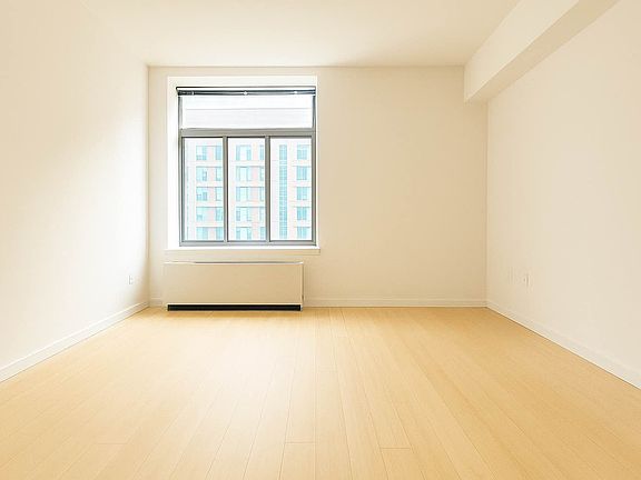 3rd image of 1955 1st Ave APT 516