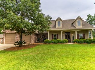 18 W Donnington Ct, Hattiesburg, MS 39402