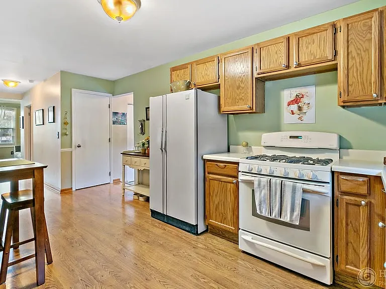1904 River Terrace Dr — Photo 5