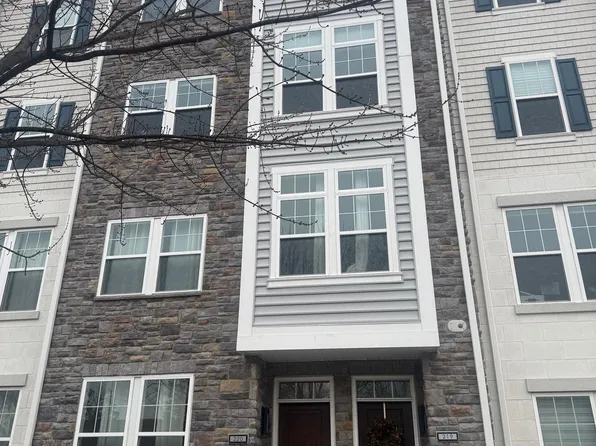 220 Charles Ellis Dr, Newtown Square, PA 19073