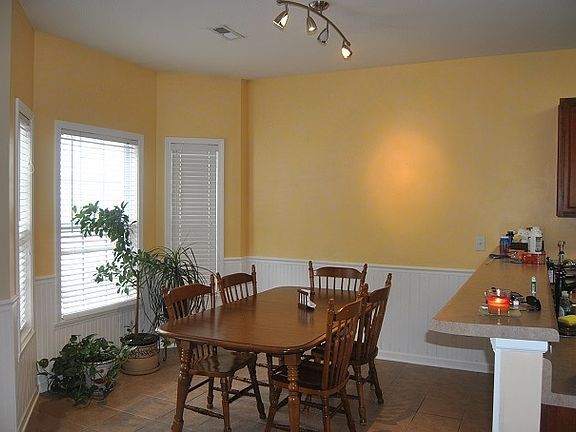 Tile floors and walk-in bay windows