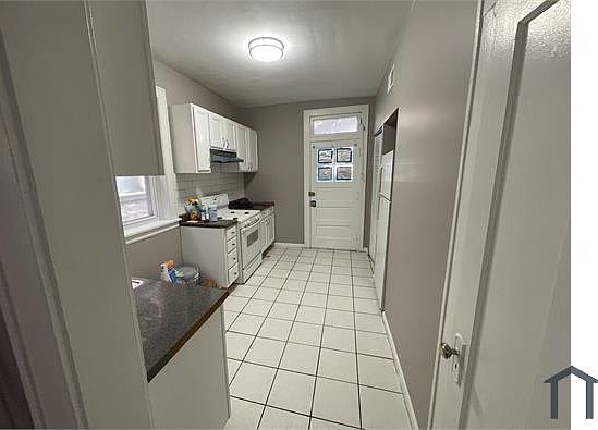 5th image of 8022 S Saint Lawrence Ave #2