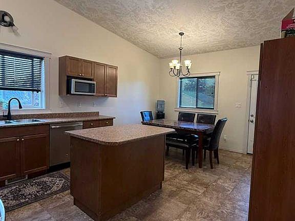 5th image of 4924 S 56th Ave