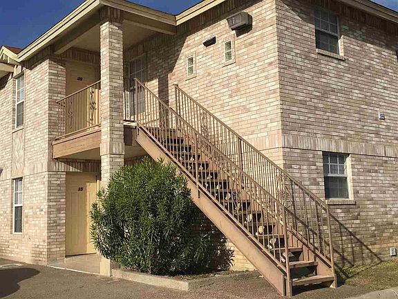2nd image of 504 Shiloh Dr #4
