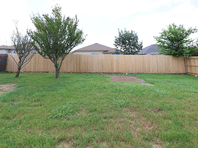 1123 Abbey Rdg — Photo 23