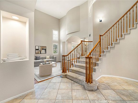 4th image of 29171 Maplewood Pl