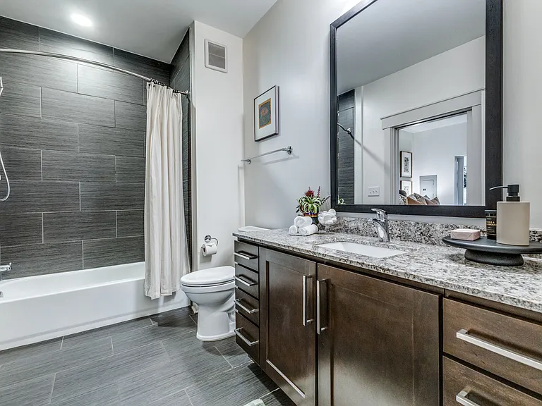 Mirasol Park Lane — Photo 5