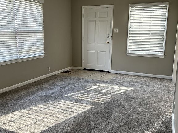 5th image of 1181 E Sunnyside Ave
