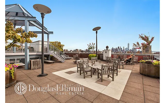 Rented by Douglas Elliman | media 24