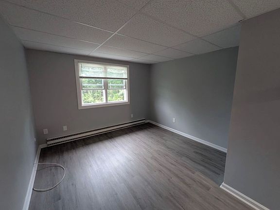4th image of 3 Andrews Rd #4