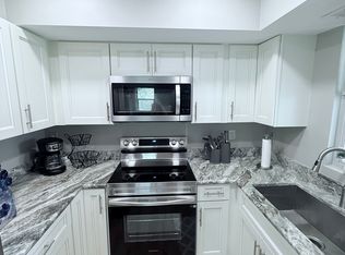 1566 SE Royal Green Cir, Pt Saint Lucie, FL 34952