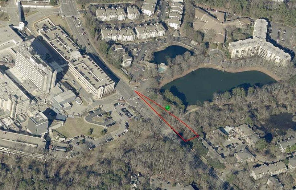 2nd image of 1623 Clairmont Rd