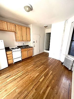 5th image of 56 E 7th St APT 16