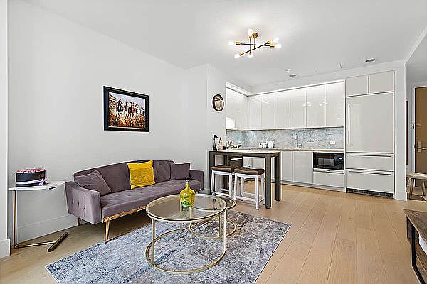 1st image of 15 W 61st St #D14