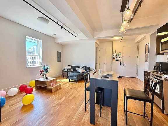 4th image of 880 Dekalb Ave #6033