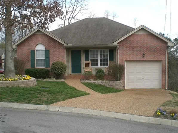 1805 Easton Ct, Nashville, TN 37214