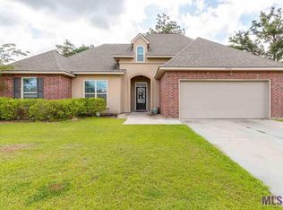 5206 Fox Hunt Dr, Zachary, LA 70791