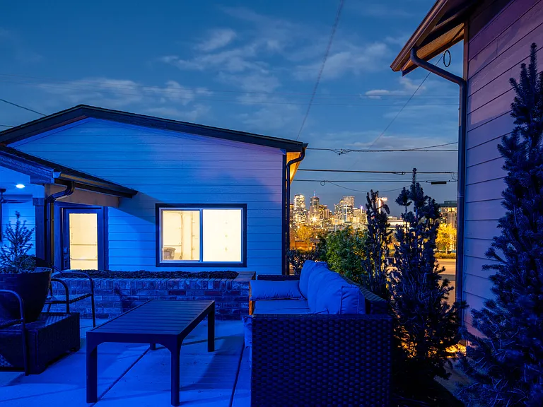 2036 Eliot St — Photo 45