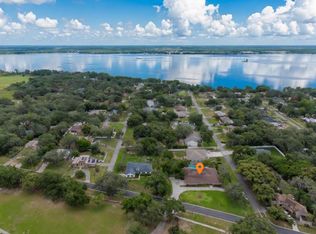 900 N Citrus Ave, Howey In The Hills, FL 34737