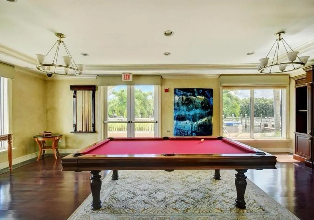2 bed, 2.0 bath, 1265 sqft, $3,000 — Photo 3