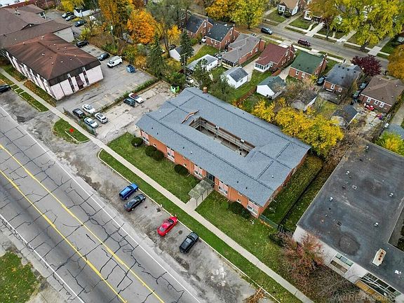 5th image of 19199 Lahser Rd