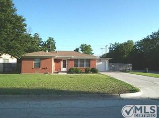 6800 Bridges Ave, Richland Hills, TX 76118