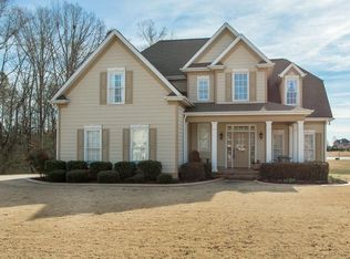 176 Conamara Ln, Woodruff, SC 29388