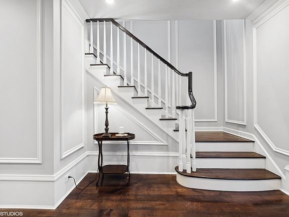 4th image of 3500 N Lake Shore Dr. #17 PH