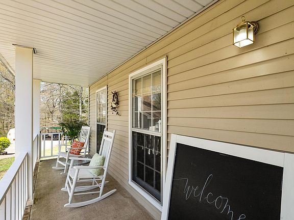 3rd image of 3428 Shagbark Cir