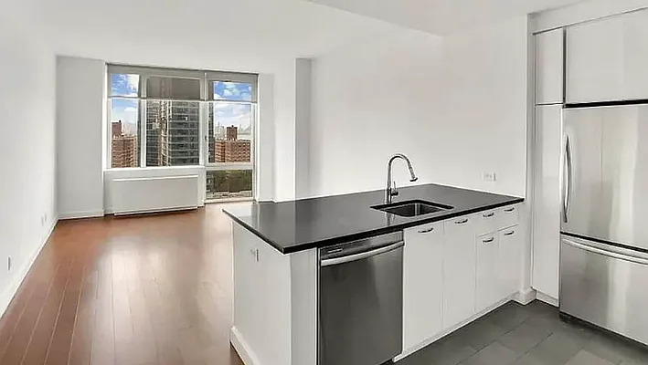 Rented by Dalan Rentals | media 20