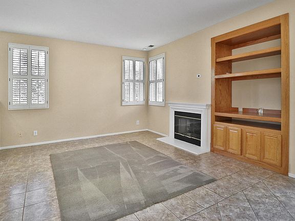 4th image of 2941 Capella Way