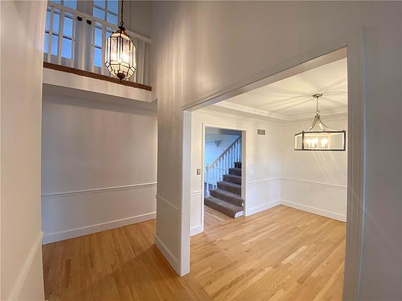 5th image of 1631 NE Debonair Ct